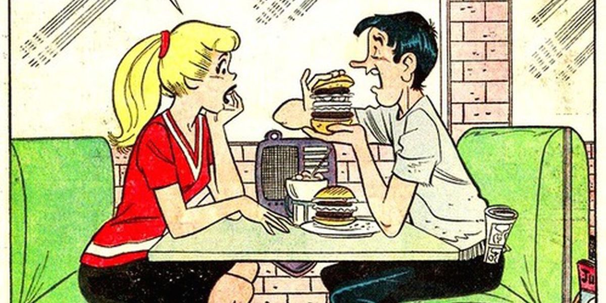 Jughead and Betty in a Diner