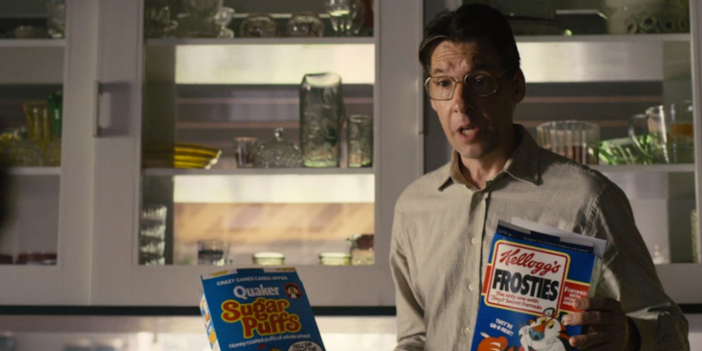 Peter holding cereal in Bandersnatch
