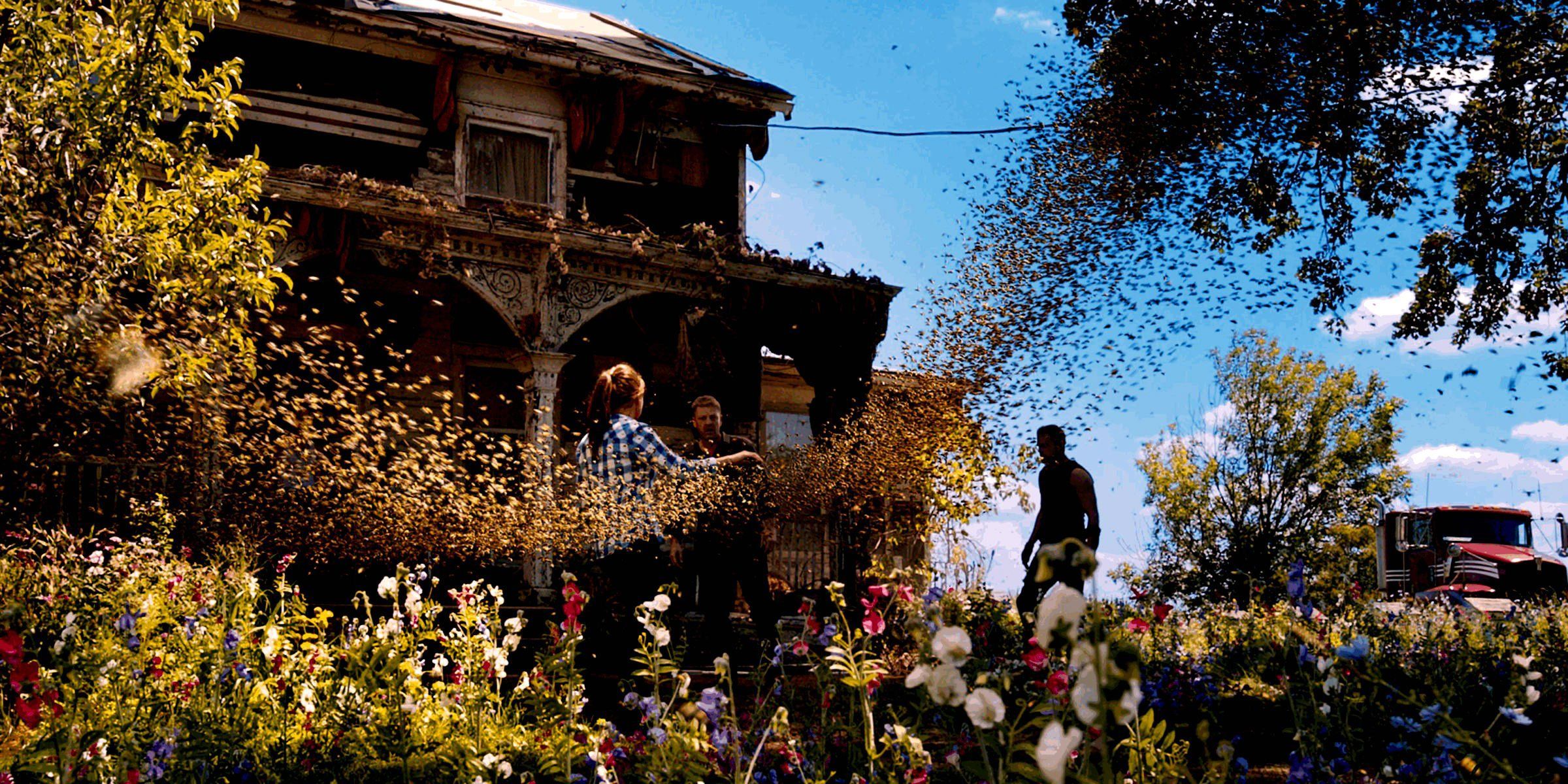 jupiter ascending bees