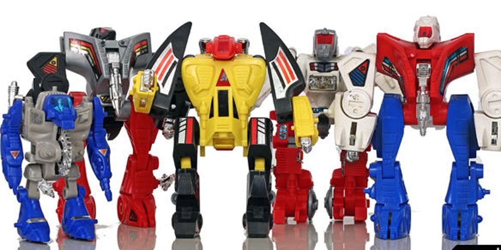 Five toy figures based on the robots from Starriors