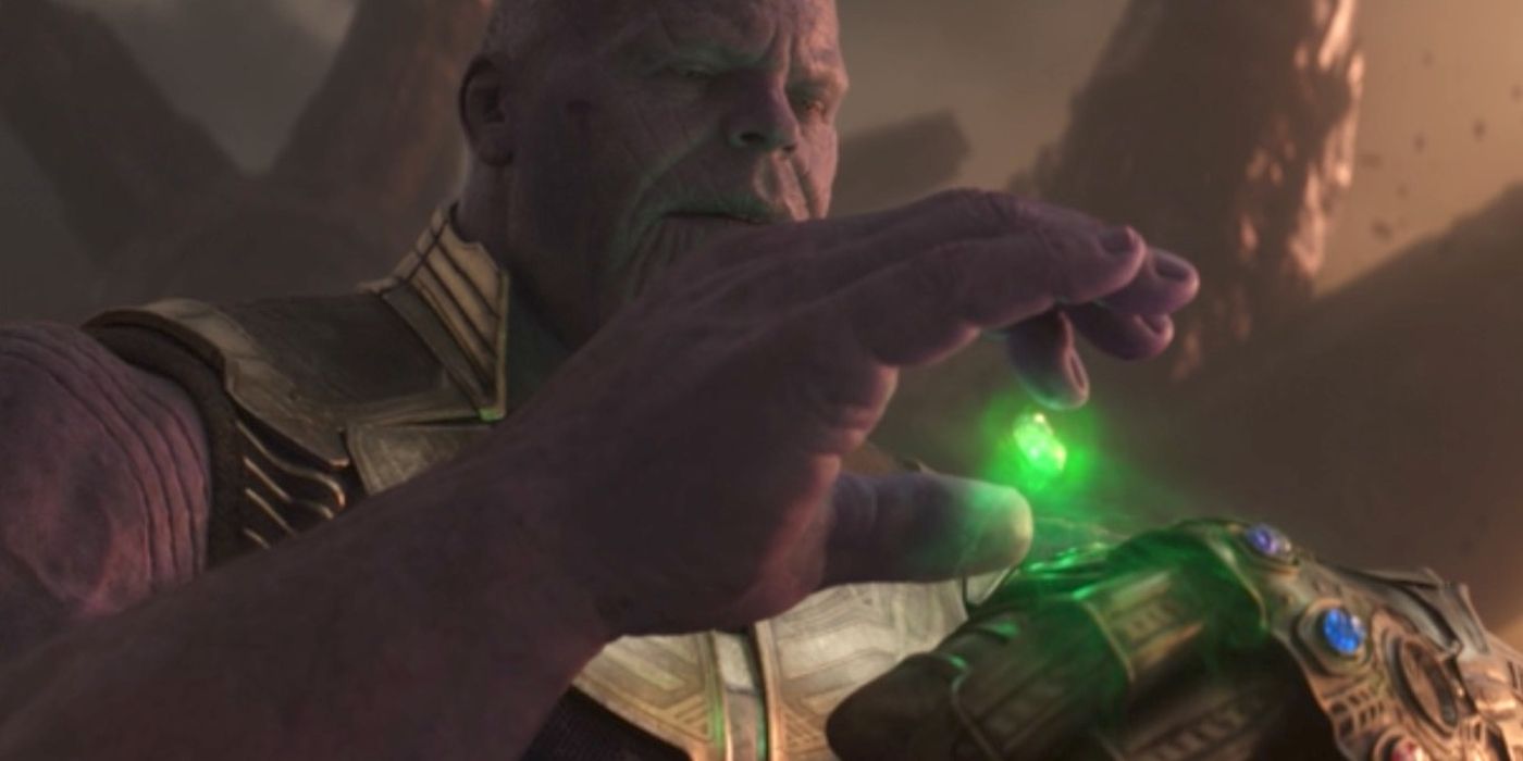 Thanos holding an infinity stone