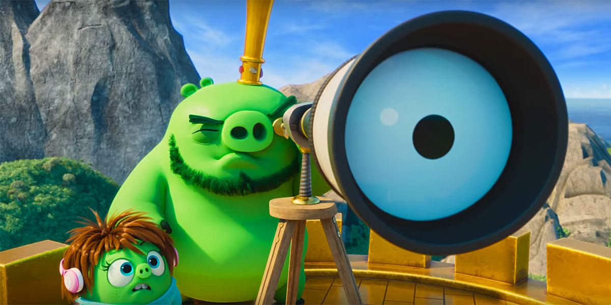 A pig with its child in The Angry Birds Movie 2
