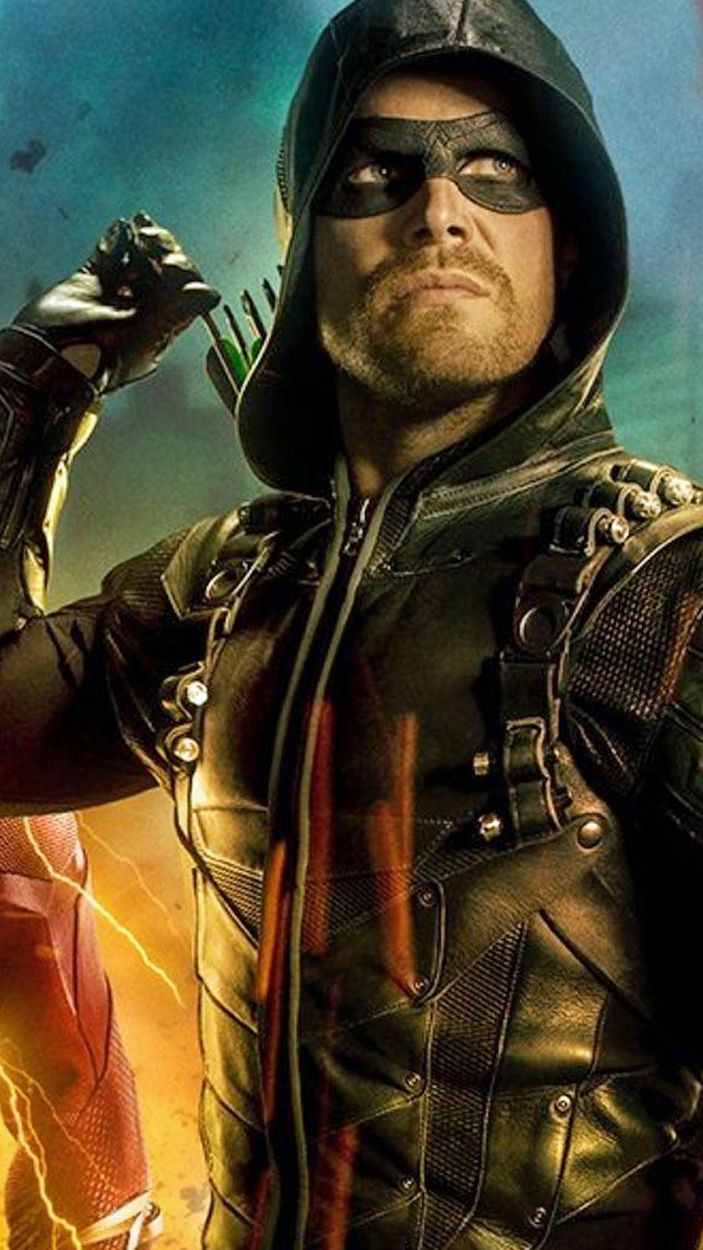 Stephen Amell as Green Arrow in Arrowverse Elseworlds Teaser