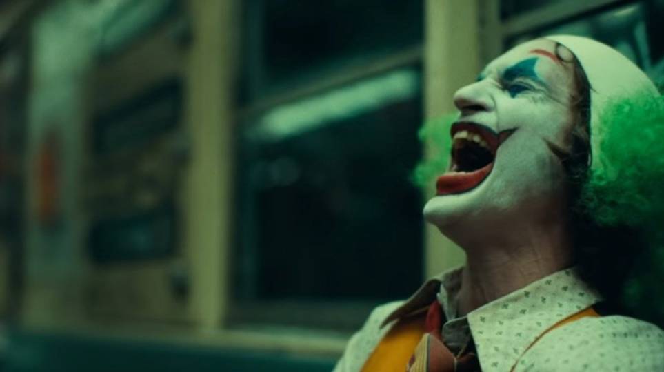 https://static1.cbrimages.com/wordpress/wp-content/uploads/2019/04/Joaquin-Phoenix-as-the-Joker-1.jpg?q=50&fit=crop&w=963&h=540&dpr=1.5 https://static1.cbrimages.com/wordpress/wp-content/uploads/2019/04/Joaquin-Phoenix-as-the-Joker-1.jpg?q=50&fit=crop&w=963&h=540&dpr=1.5