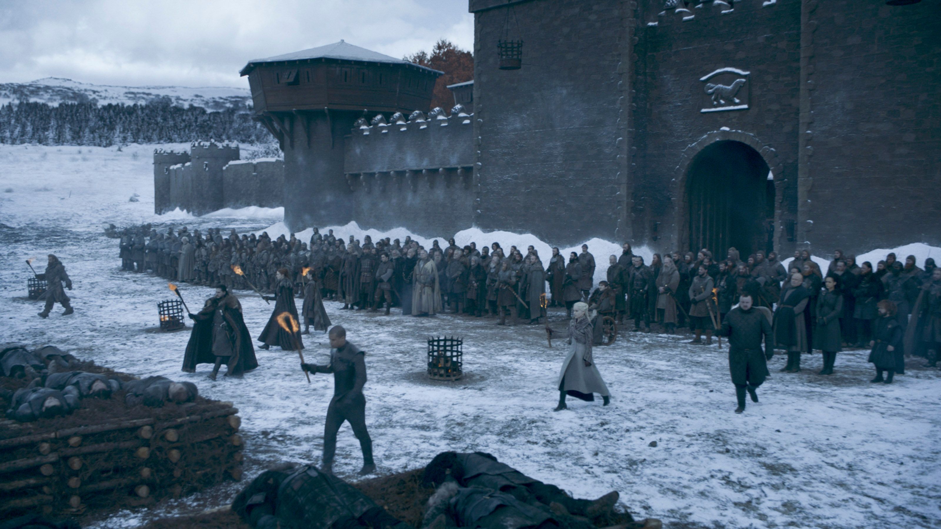 Game of Thrones Photos Show the Battle of Winterfell's Fallout(02)