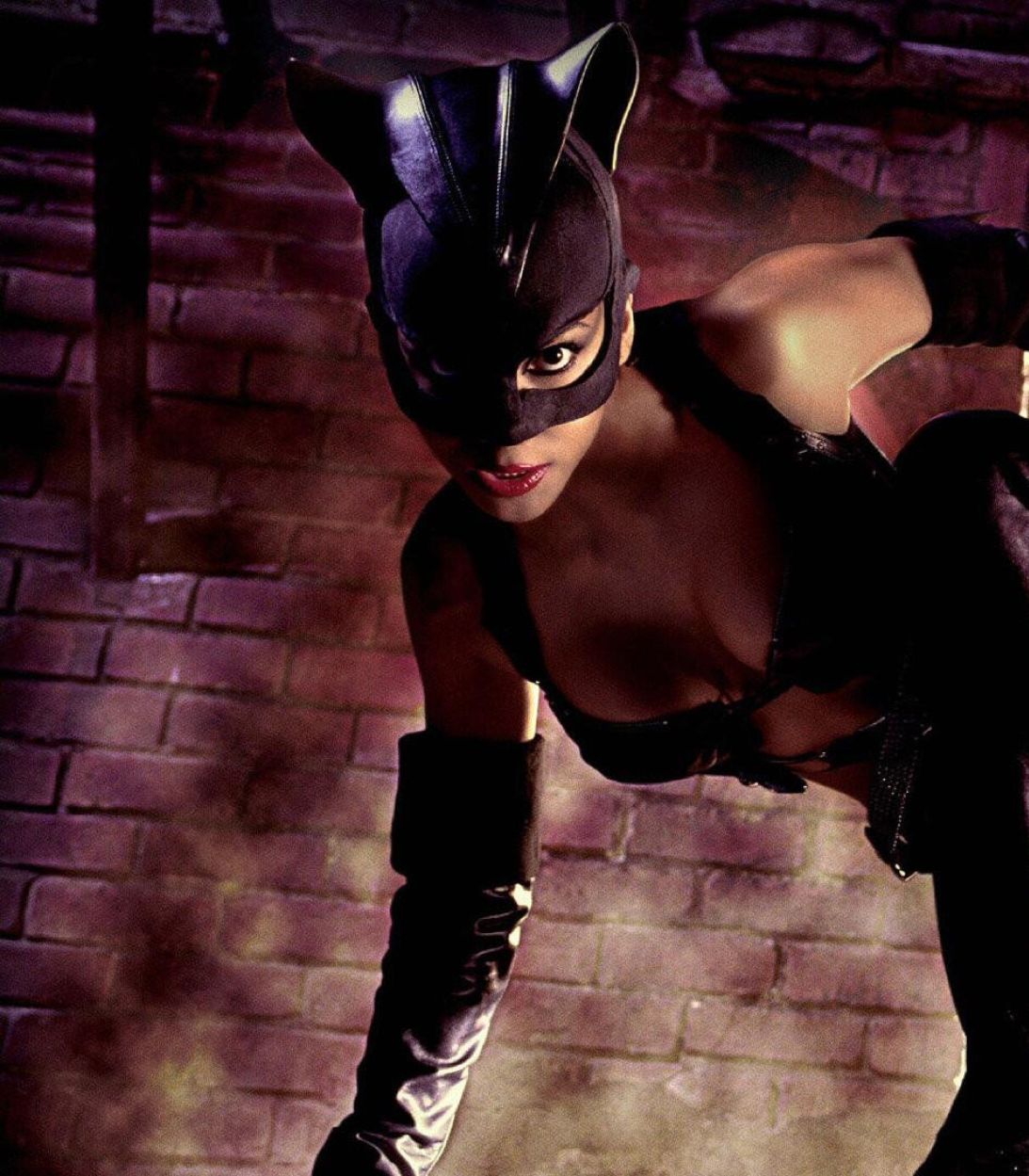 Catwoman-Halle-Berry-1093