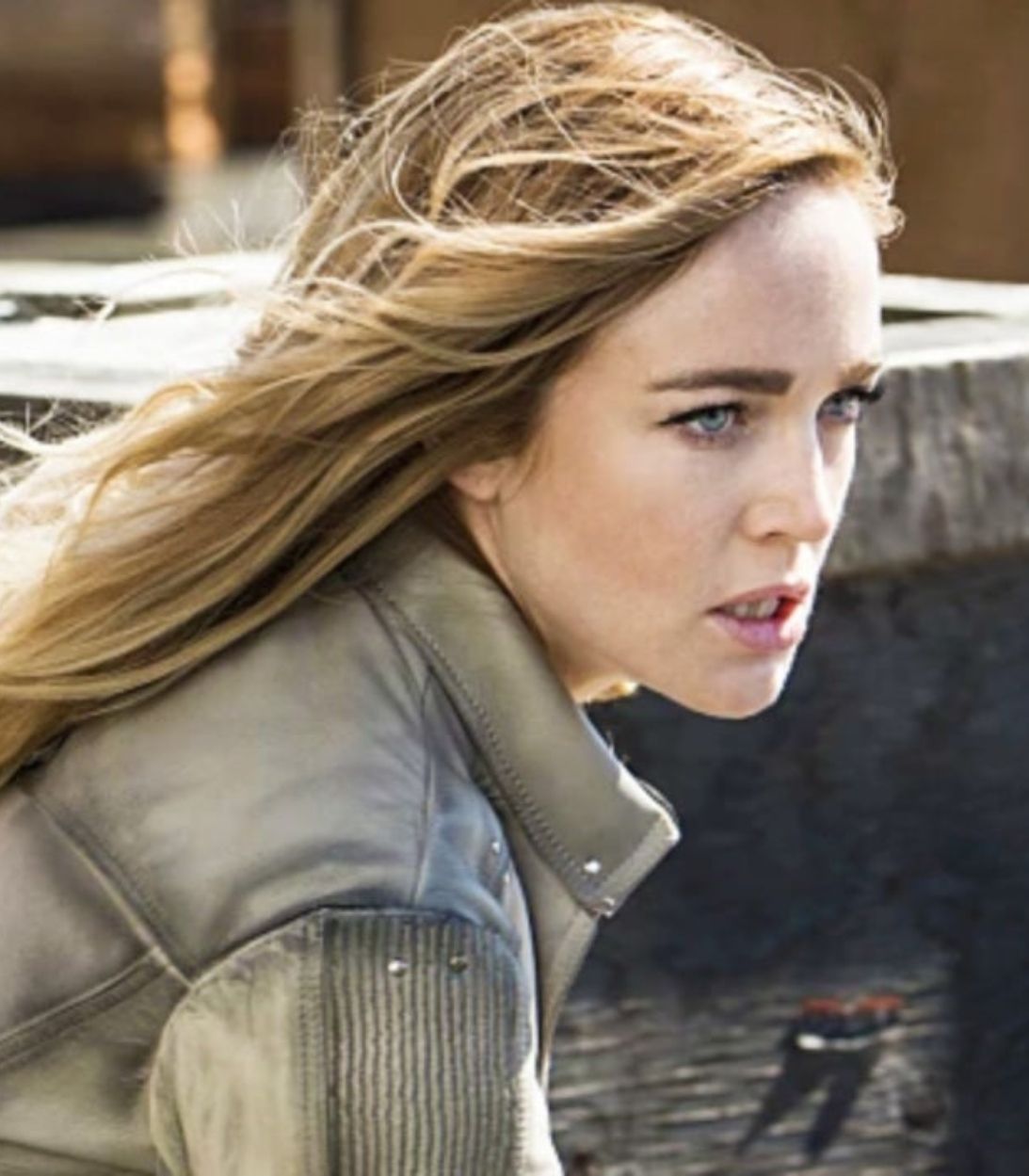 Legends-of-Tomorrow-White-Canary-1093