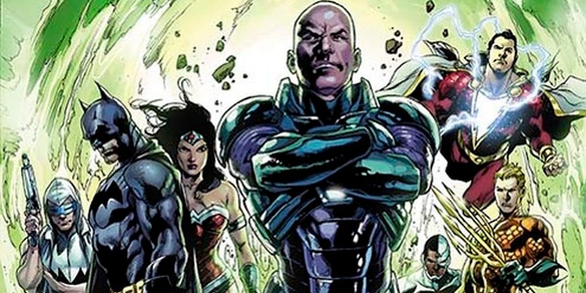 Lex Luthor working with the Justice League in DC Comics