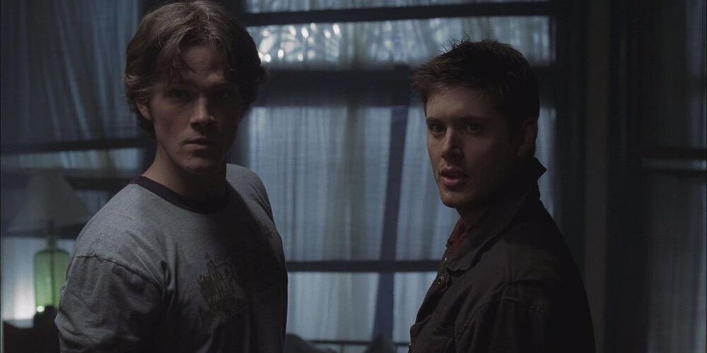Supernatural pilot Sam and Dean Winchester
