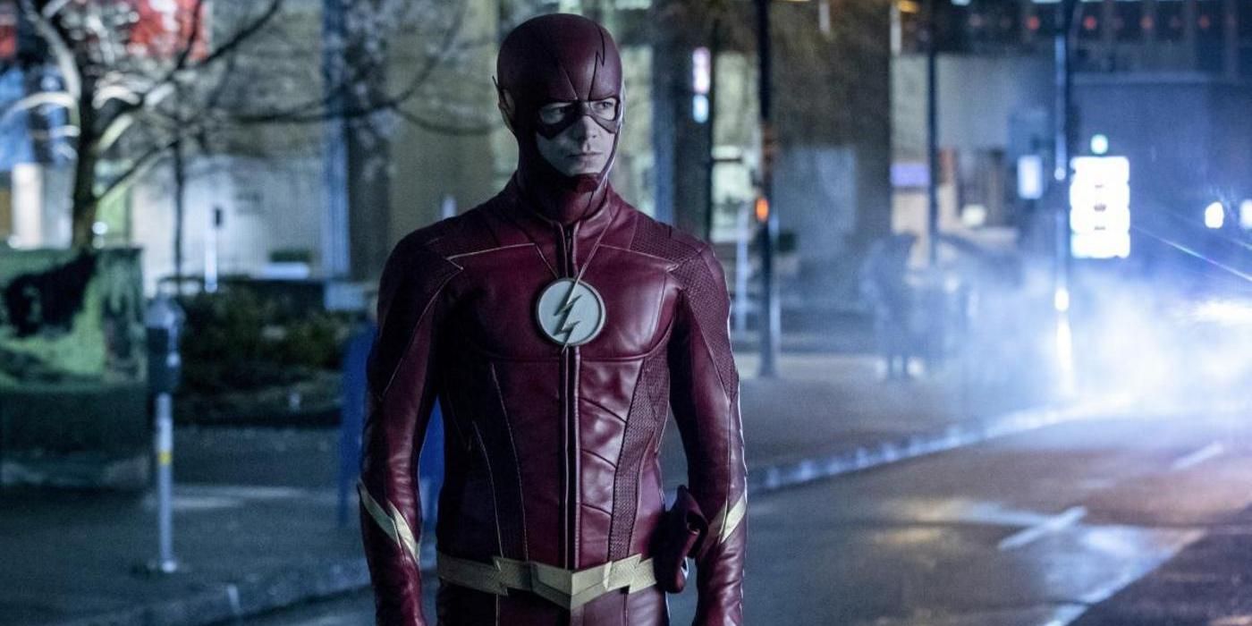 15 Best Costumes In The Arrowverse, Ranked