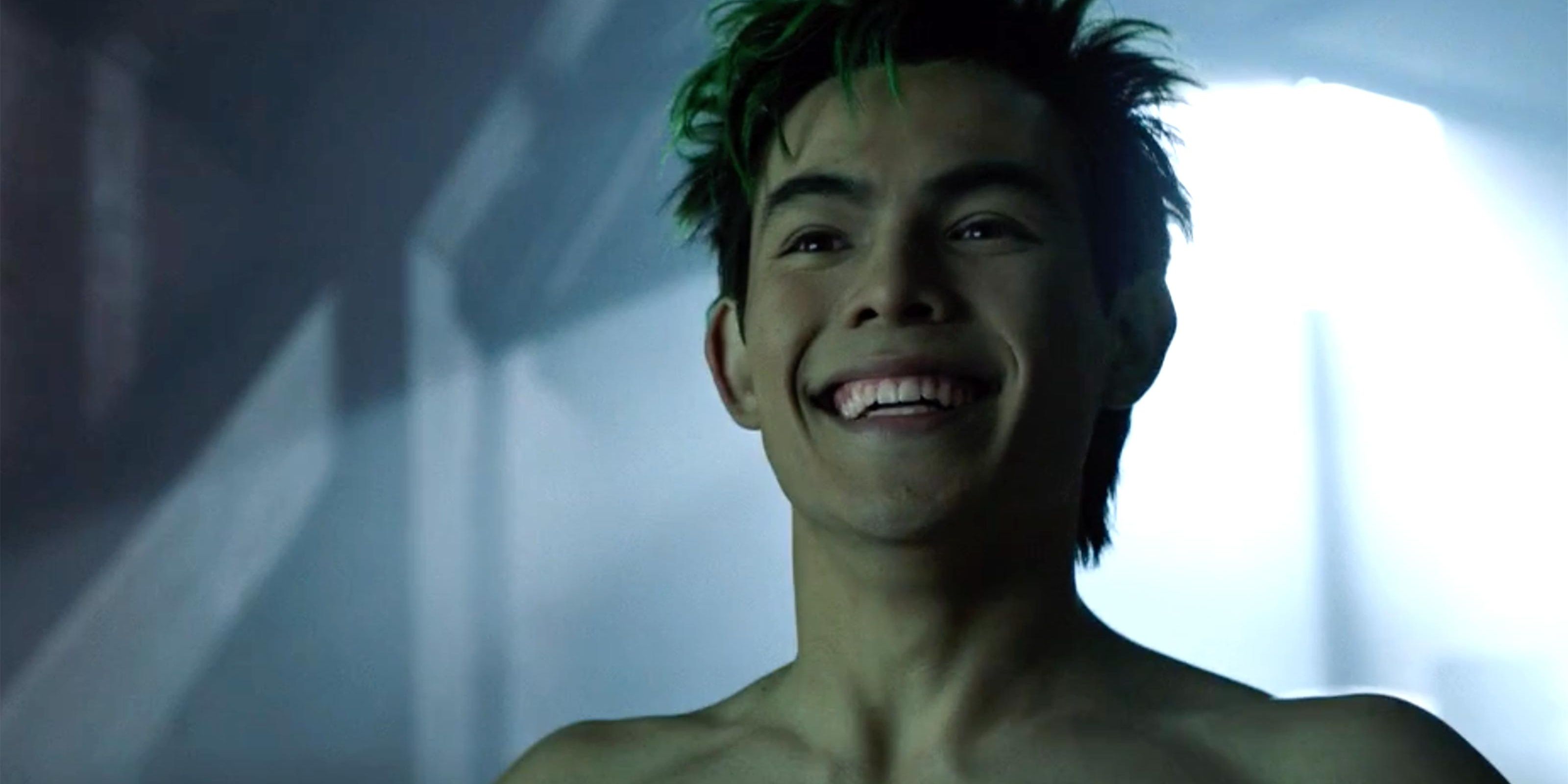 Gar smiling in the first season of Titans