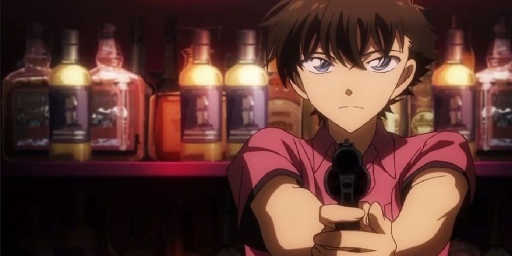 Kaito Kuroba holding a gun in Detective Conan.