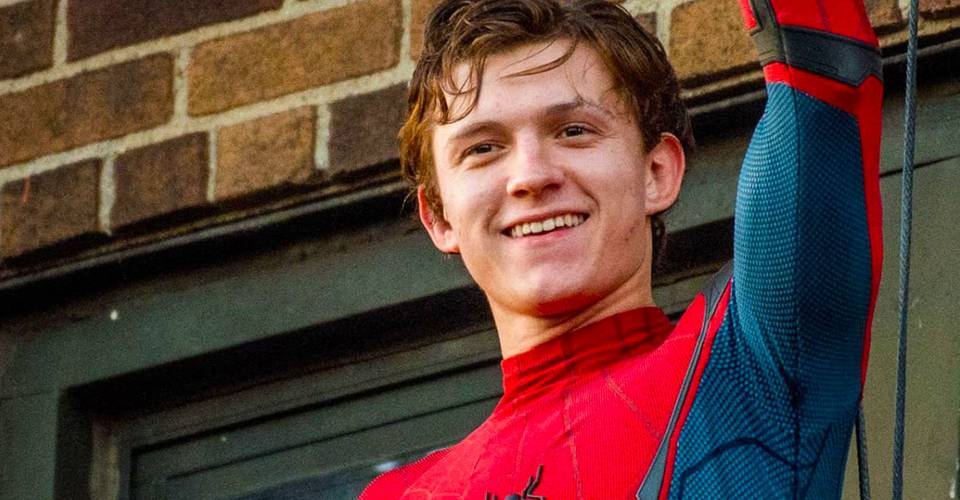 Breaking Spider Man Star Tom Holland Saved The Sony Marvel Deal