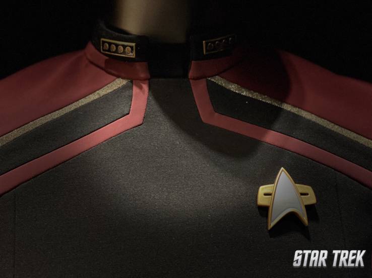 star-trek-jean-luc-picard-admiral-uniform.jpg?q=50&fit=crop&w=738&h=553