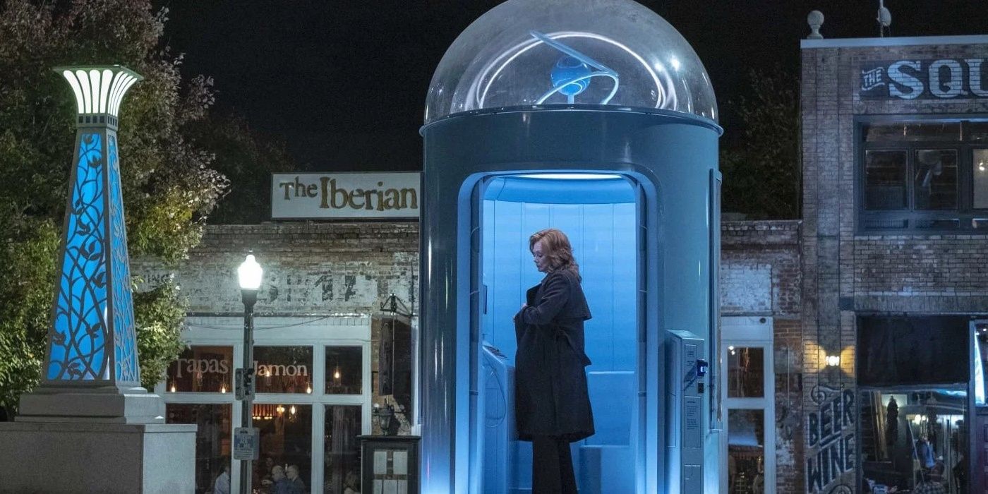 Watchmen Doctor Manhattan phone booth