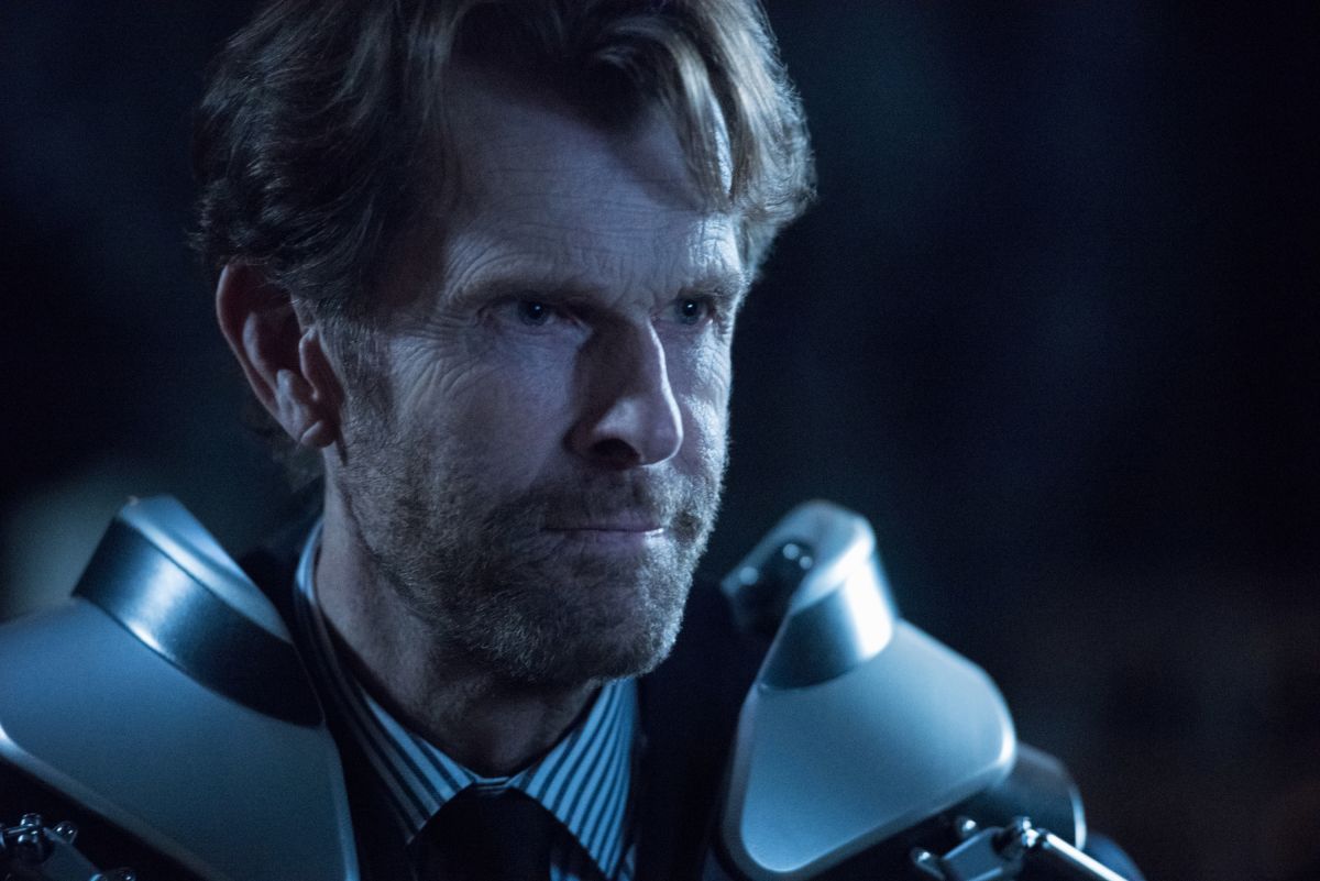 Kevin Conroy's Bruce Wayne Debuts in Crisis on Infinite Earths Photo