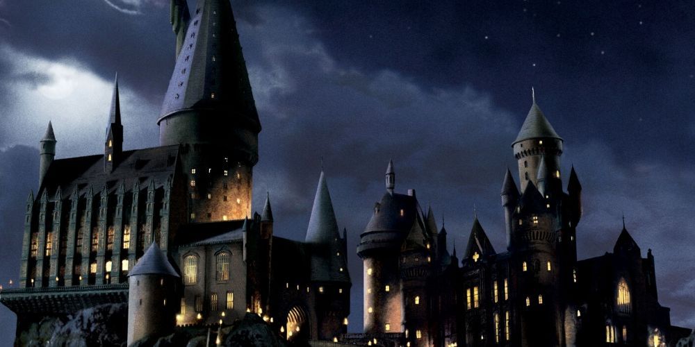 Harry Potter: The 7 Best Things About Hogwarts (& 7 Worst)