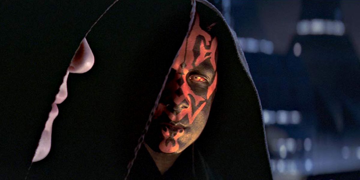 Darth Maul accepting instructions from Darth Sidious