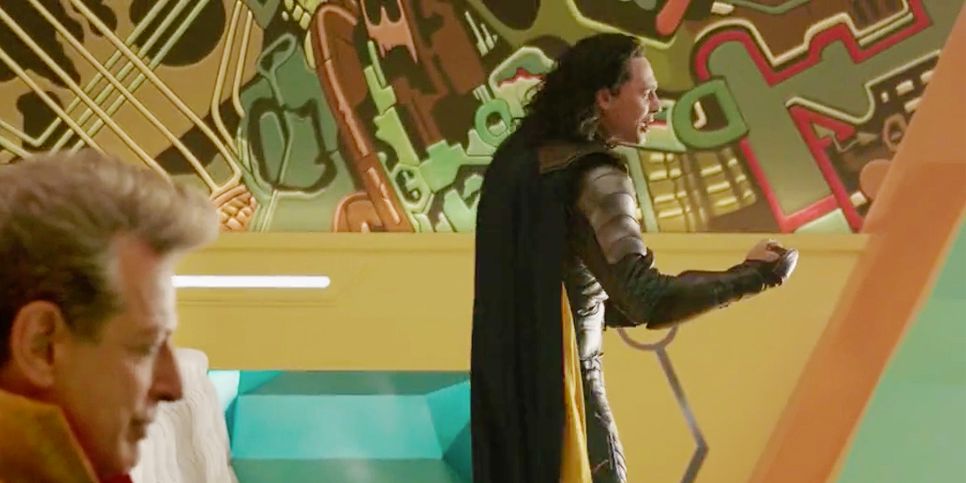 Loki and The Grandmaster watch over the area in Thor: Ragnarok