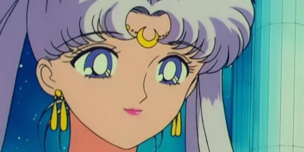 Queen Serenity smiling benignly in the 90s Sailor Moon