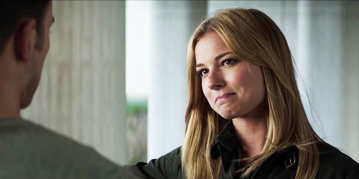 Revenge' Season 3 Winter Finale Recap — Emily Sleeps With