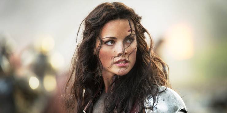 Jamie Alexander as Lady Sif.jpg?q=50&fit=crop&w=740&h=370&dpr=1