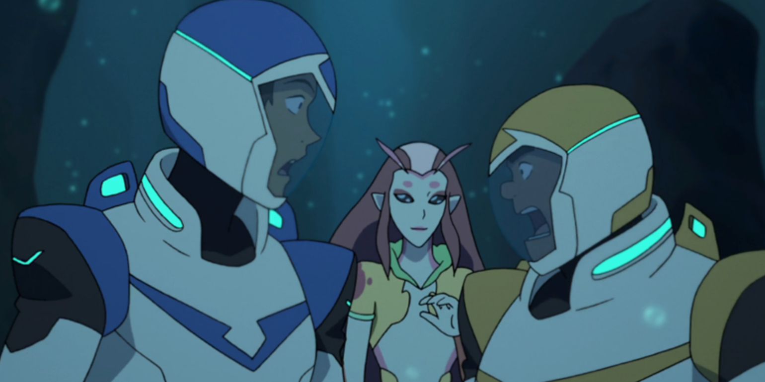 Lance And Hunk Underwater In Voltron Legedary Defender