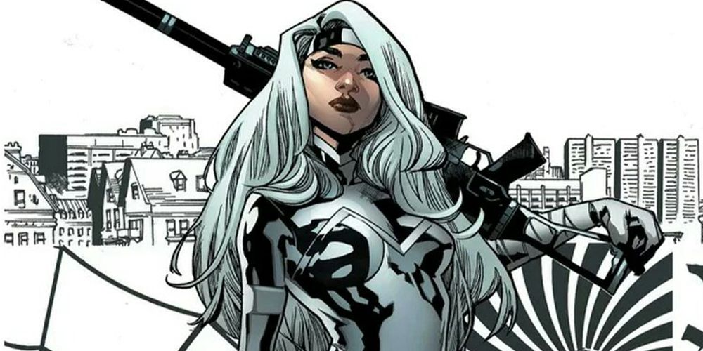 Silver Sable posing with her rifle in Marvel Comics