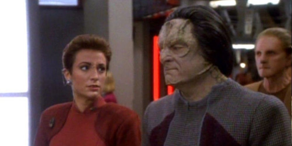 Kira Nerys (left) confronts a suspected Cardassian war criminal in Star Trek: DS9