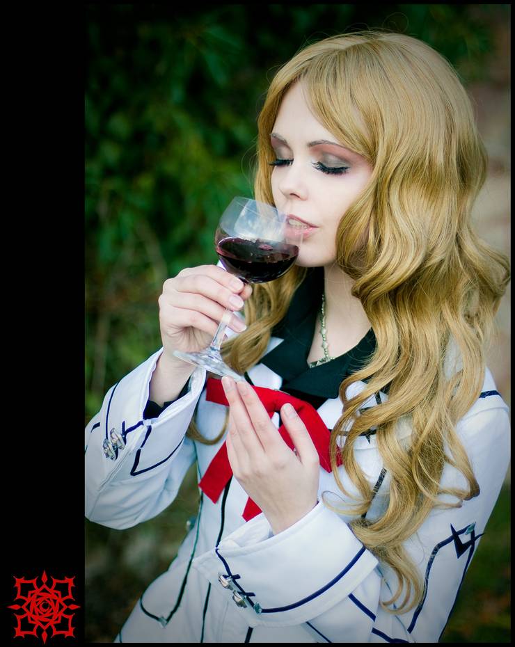 Get 10 Vampire Knight Cosplay That Look Just Like The Anime Cbr Desktop Wallpaper Wallpaper 10 Vampire Knight Cosplay That Look Just Like The Anime Cbr For Free