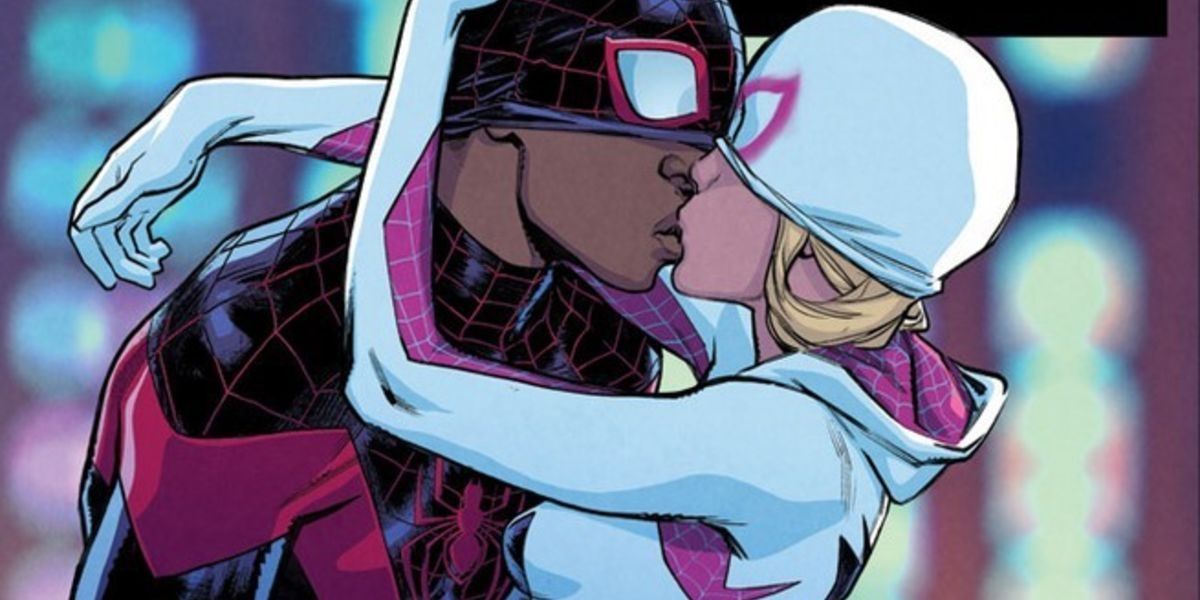 Spider-Gwen kisses Miles Morales