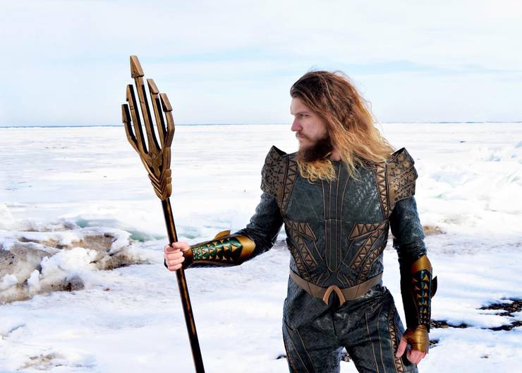 10 Awesome Aquaman Cosplay That Look Just Like The Comics 15 Aquaman Cosplay By Cjhehr