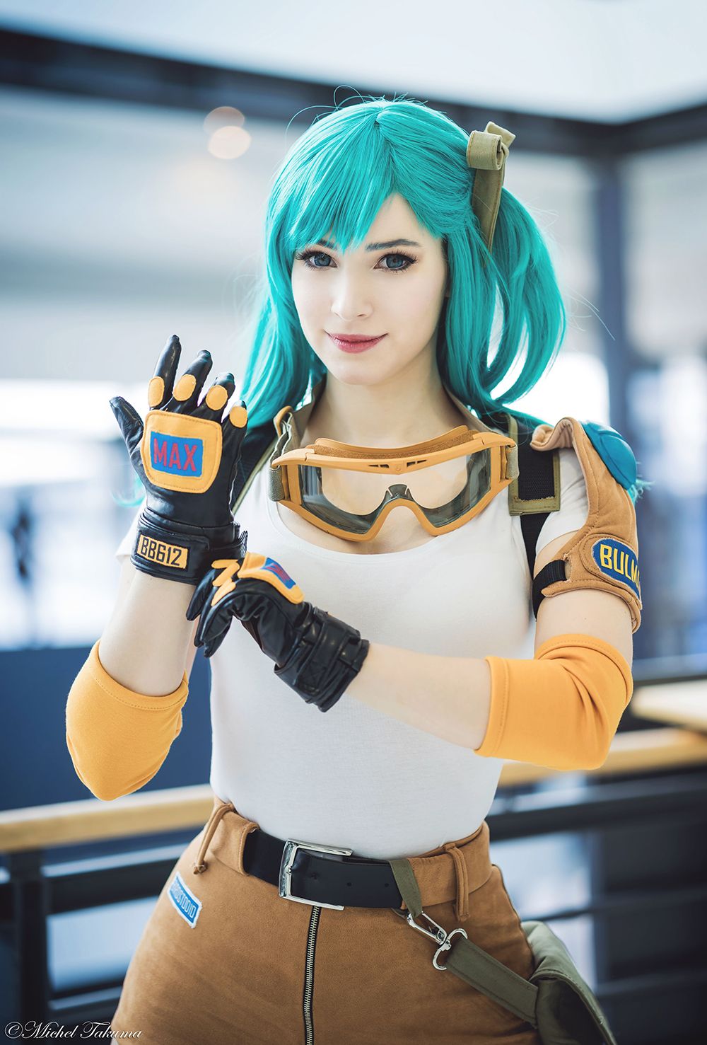 10 Awesome Bulma Cosplay From The Original Dragon Ball