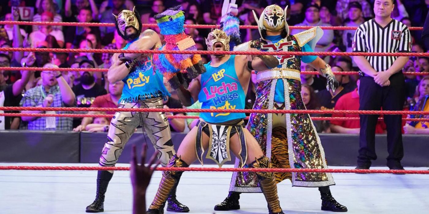 Lucha House Party on Raw