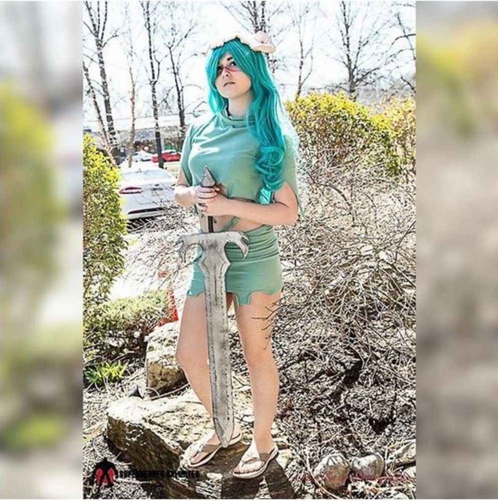 Bleach: 10 Nelliel Cosplay You Need to See