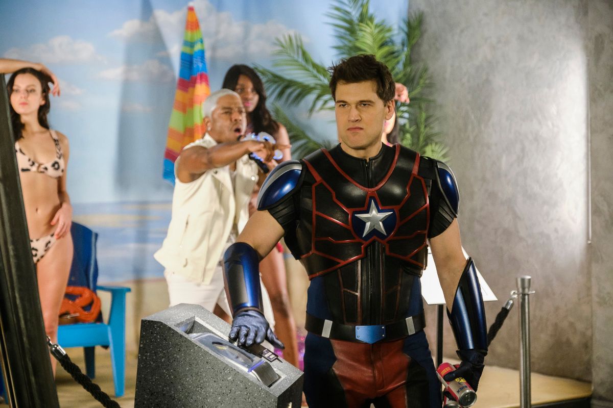 Legends of Tomorrow -- &quot;Swan Thong&quot; -- Image Number: LGN515b_0432b.jpg -- Pictured (L-R): Sisqo and Nick Zano as Nate Heywood/Steel -- Photo: Bettina Strauss/The CW -- © 2020 The CW Network, LLC. All Rights Reserved.
