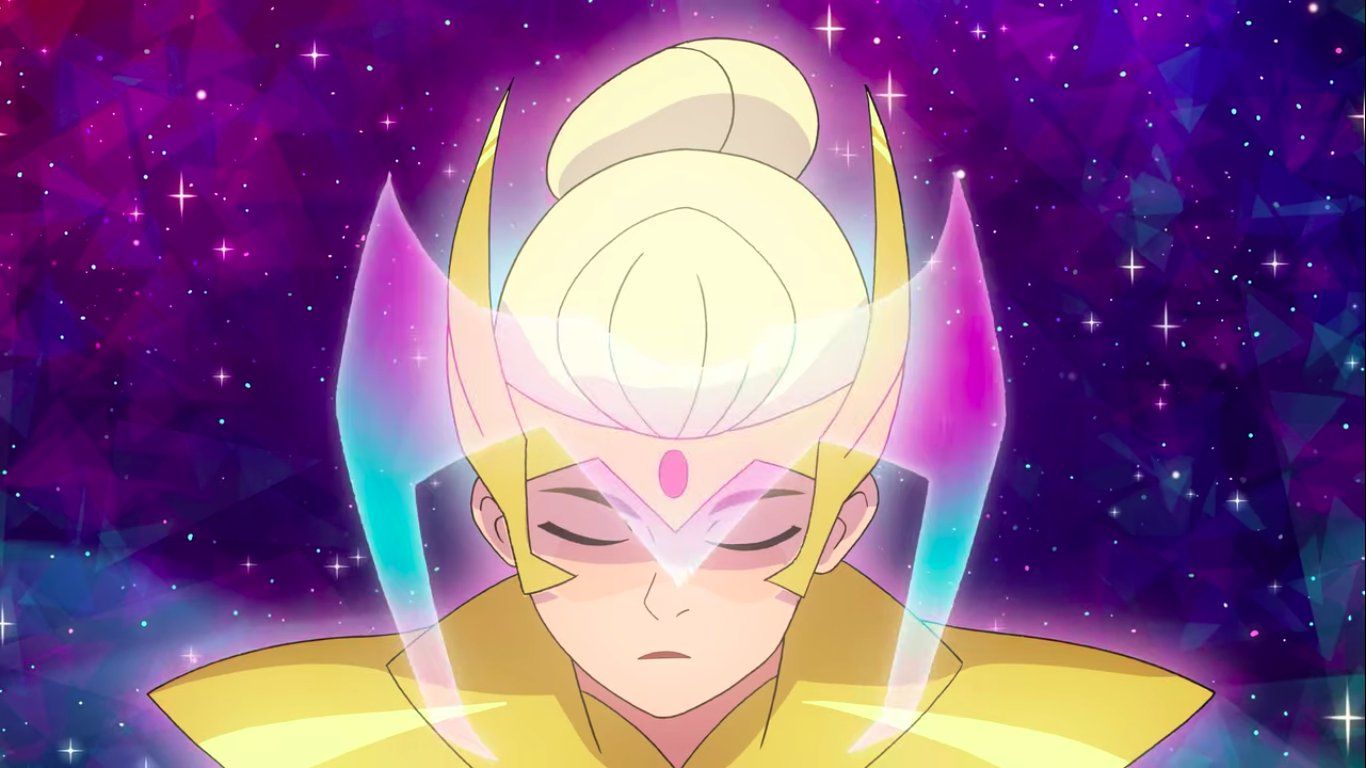 Adora's new She-Ra headpiece resembles Catra's