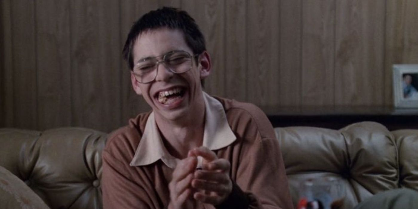 Bill laughs and eats grilled cheese in Freaks and Geeks