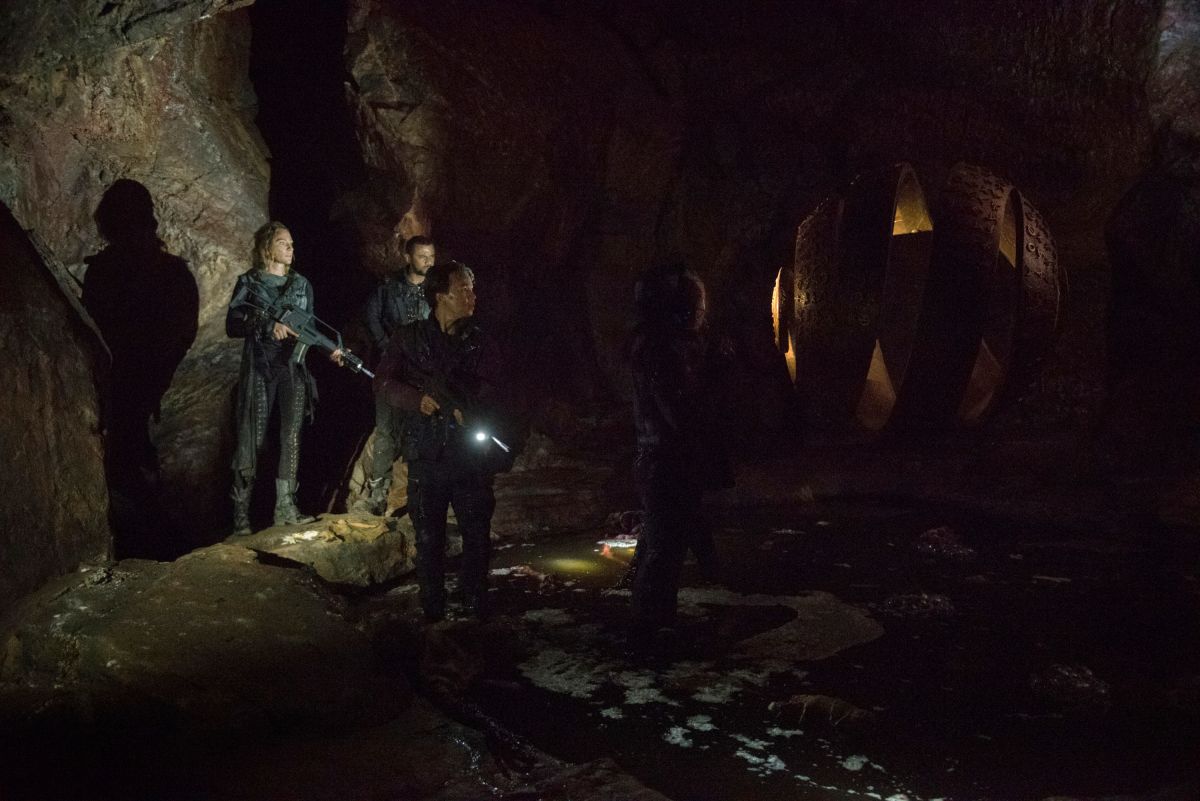 The 100 Photos Introduce a Strange New Planet