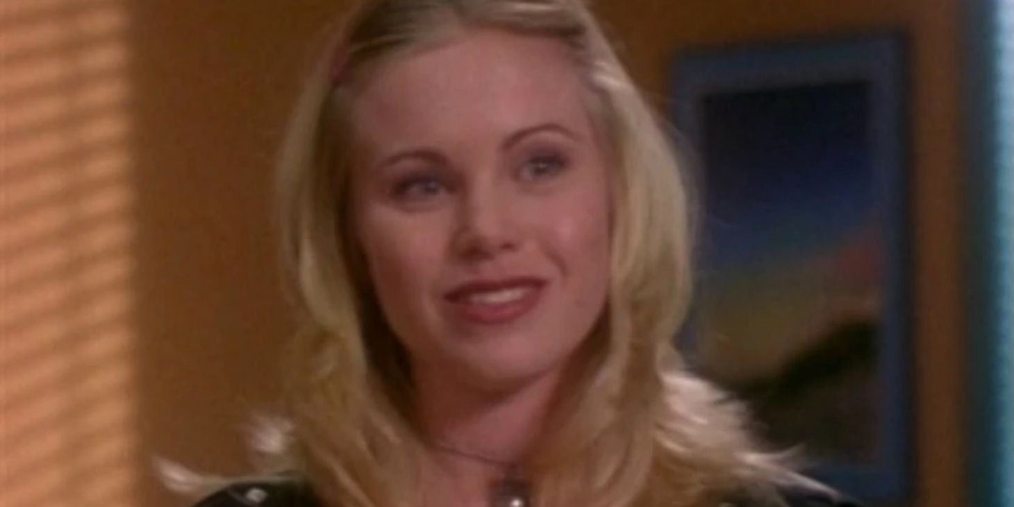 Kat Hillard In Power Rangers Zeo, smiling