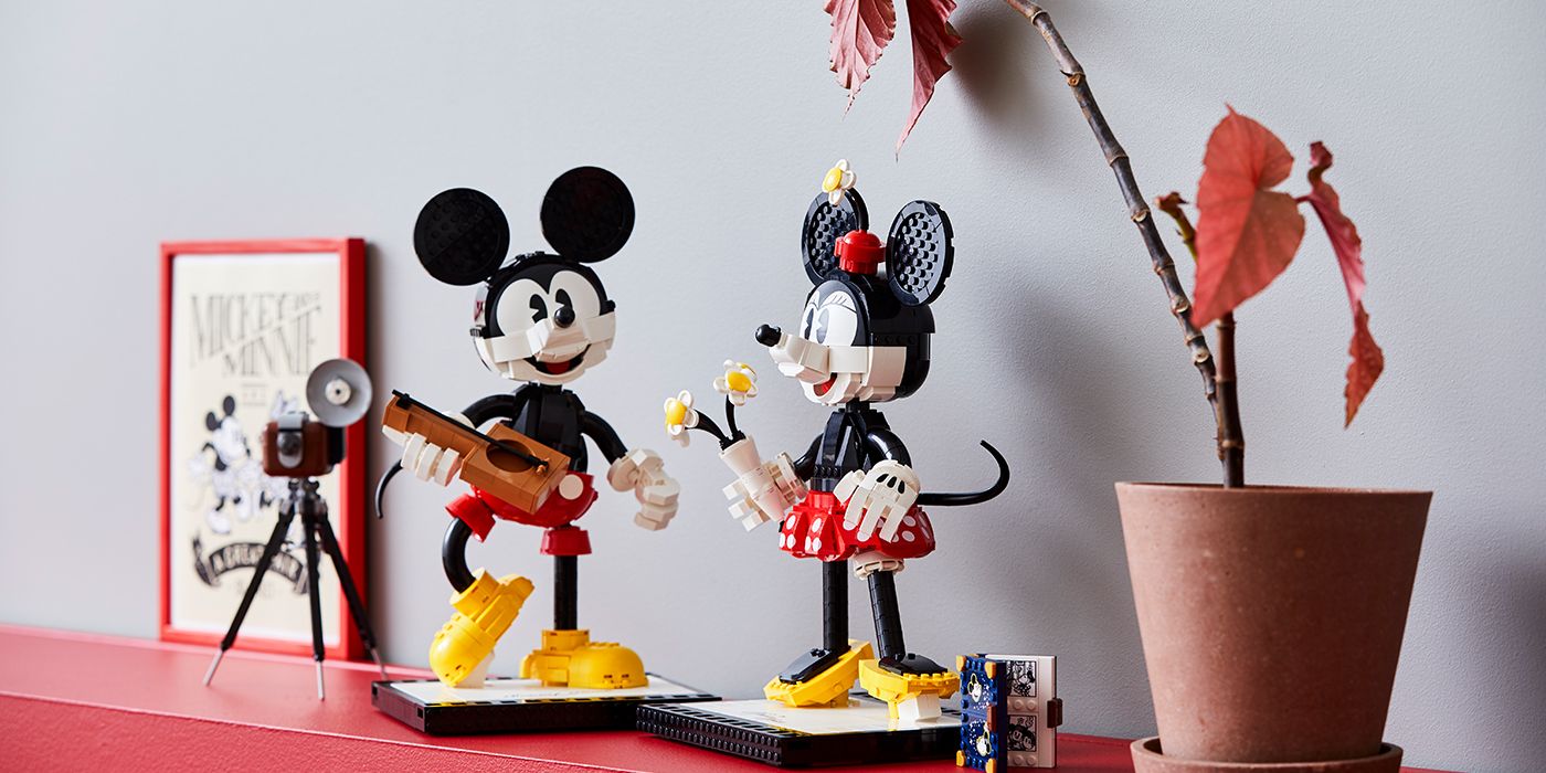 LEGO Debuts Buildable Disney Mickey and Minnie Mouse Playset