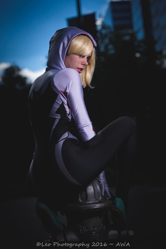 Ghost-Spider: 10 Awesome Dynamic Cosplays