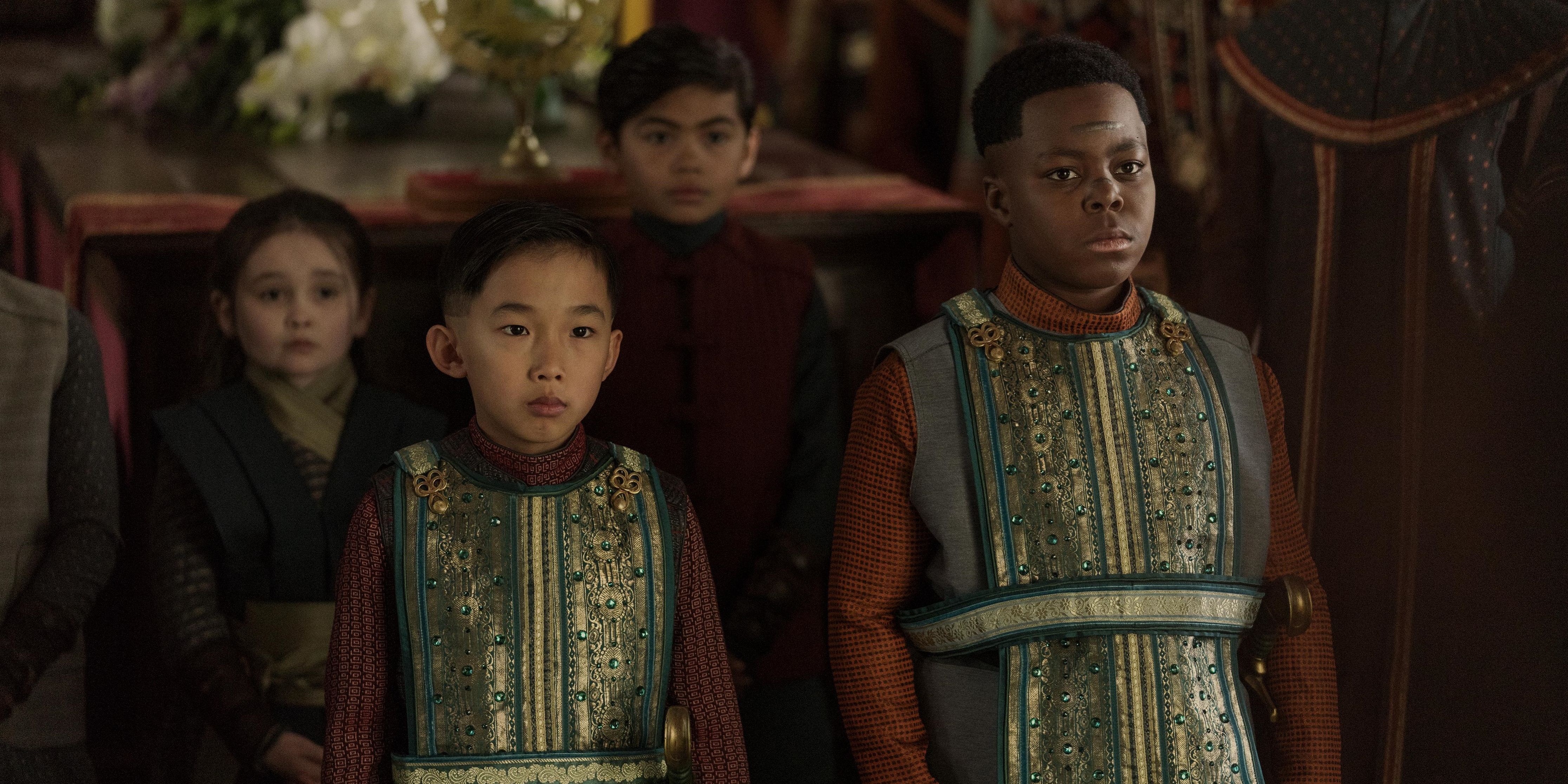 Sunny and Pilgrim as kids in Azra in INto the Badlands