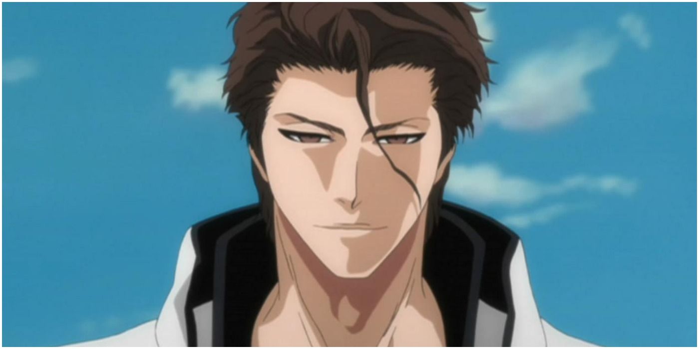 Aizen Getting Ready To Fight Several Of The Other Captains