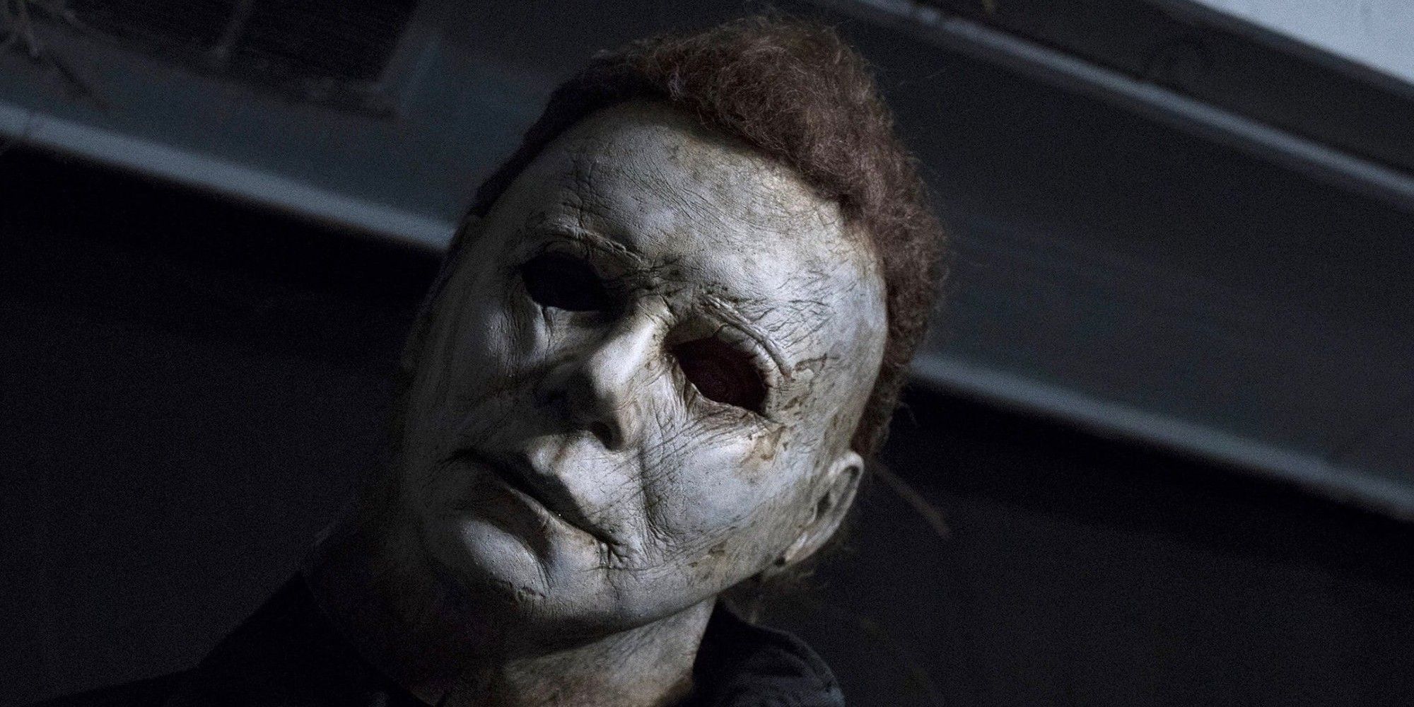 Michael Myers staring in Halloween 2018