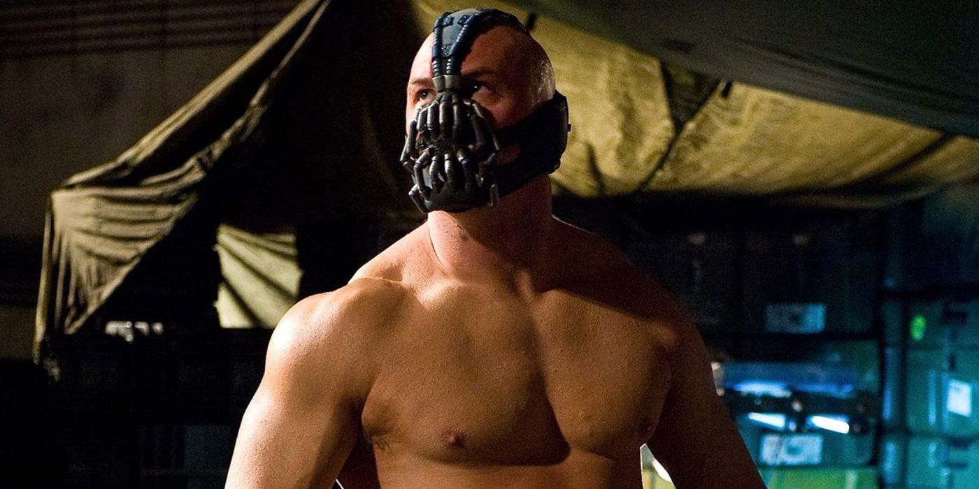 stilhed Ved daggry med hensyn til The Dark Knight Rises: Bane's Mask Helps Him Fight Without Venom