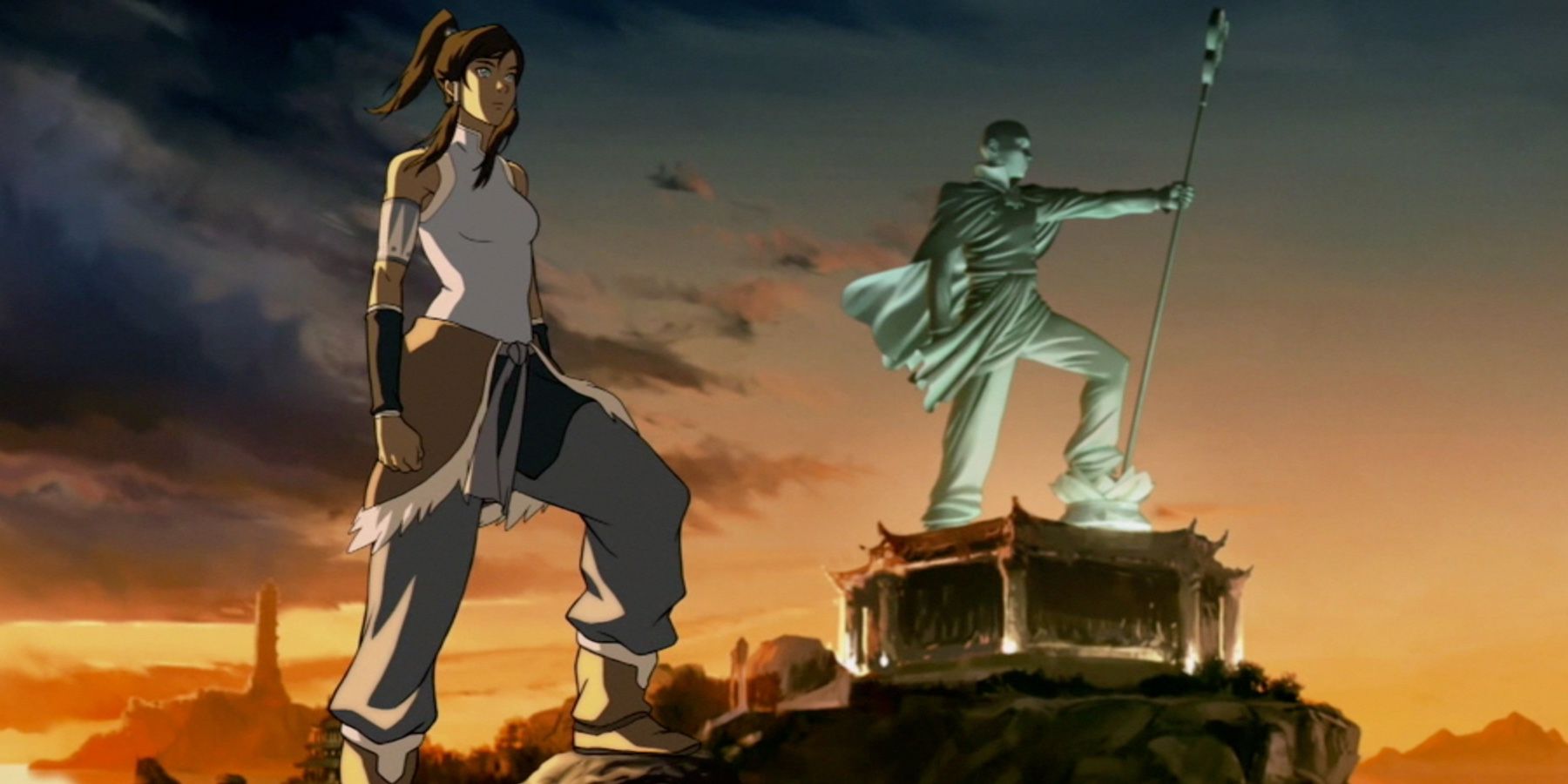 Korra posa em frente à estátua de Aang em Republic City