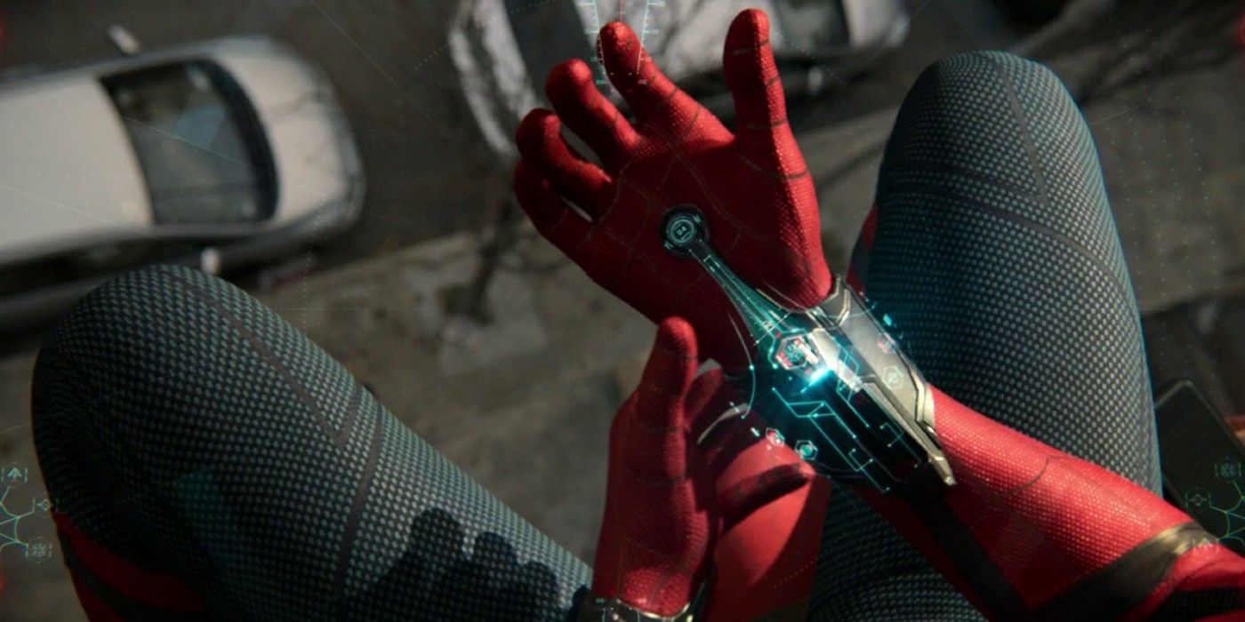 Spider-Man toggles his Web-Shooters in the Amazing Spider-Man movie