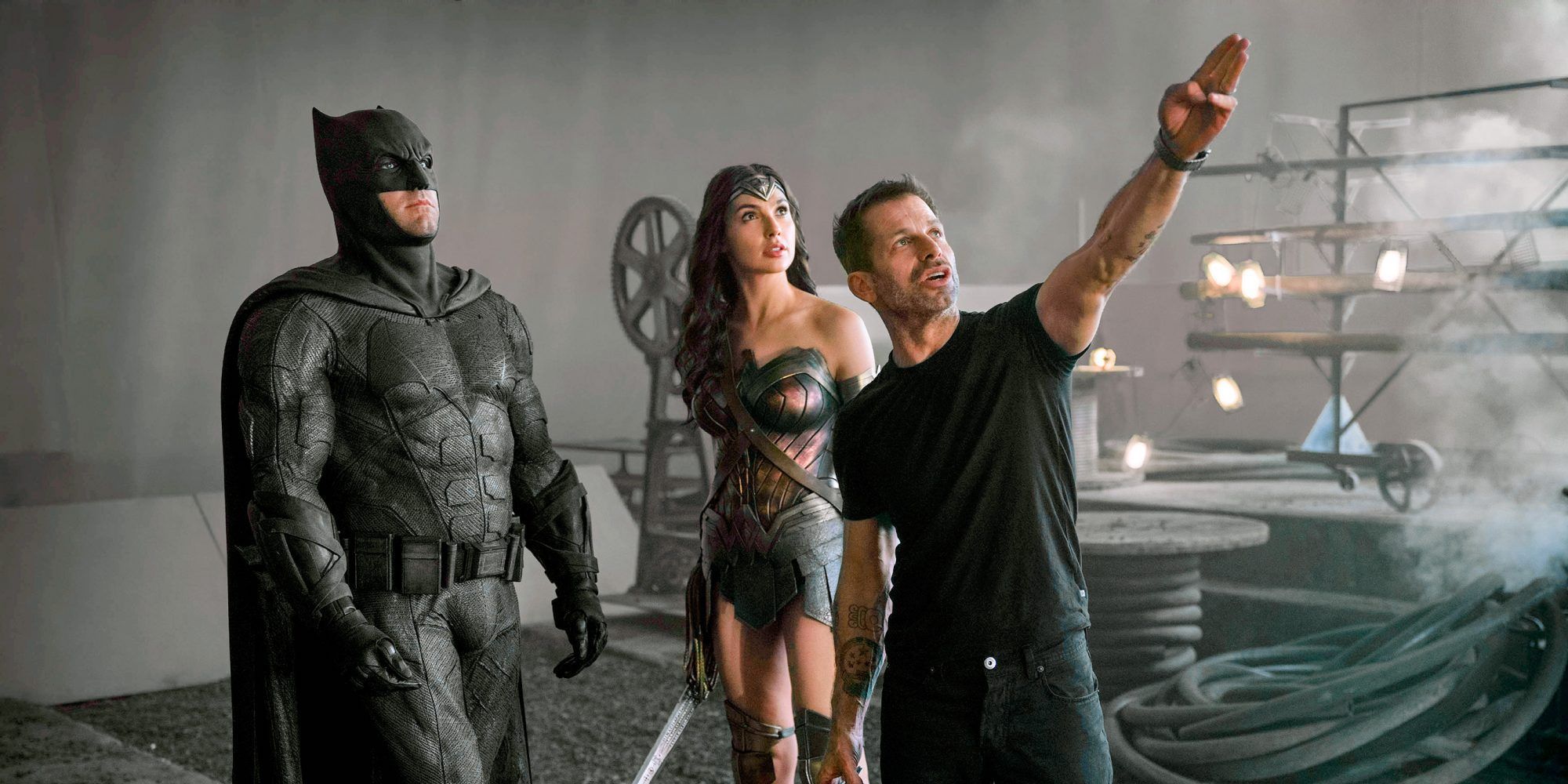 Zack Snyder Reveals the Only DC and Marvel Movies He'd Consider Making
