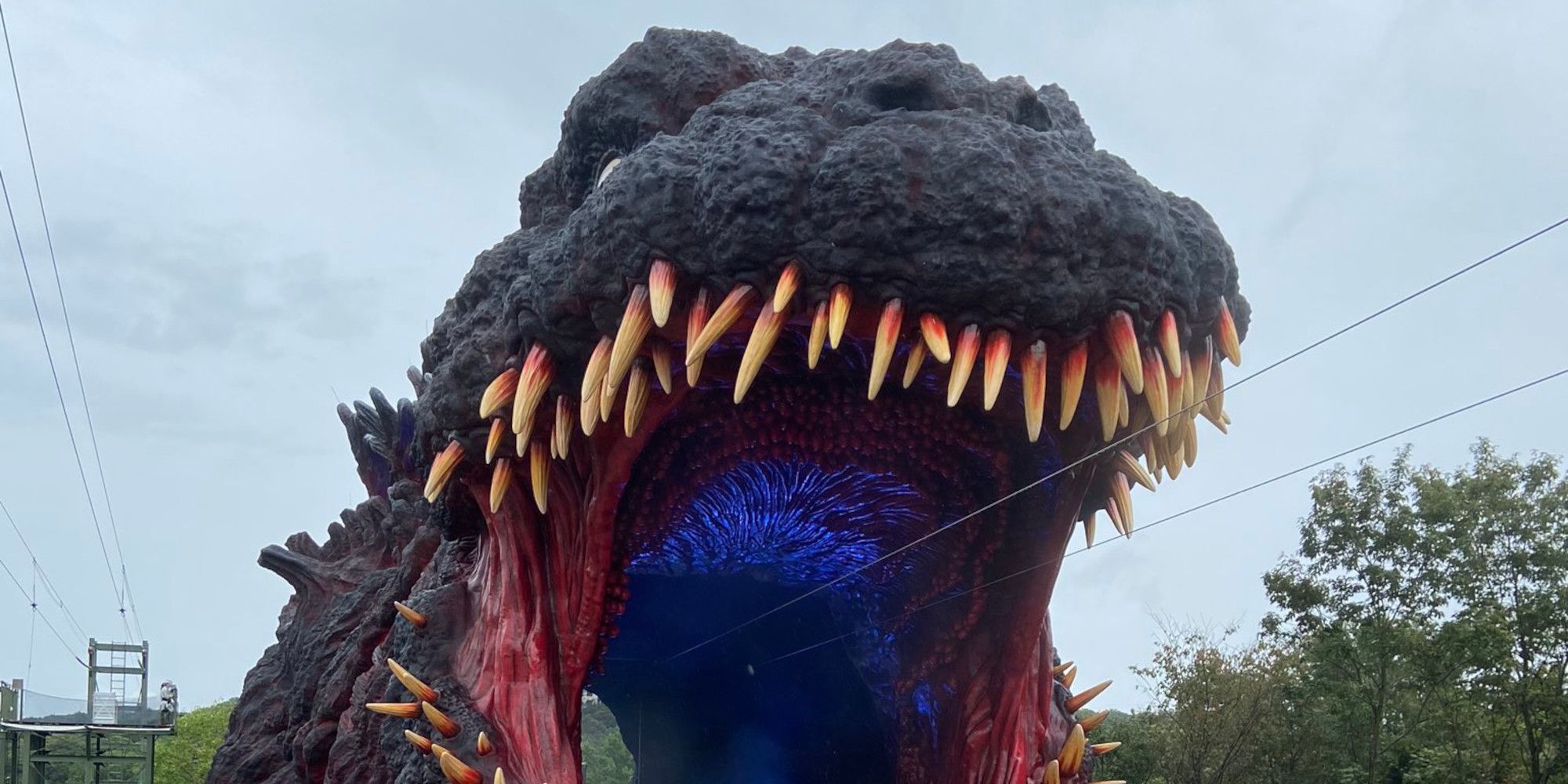 life-size Godzilla attraction at Japan theme park header